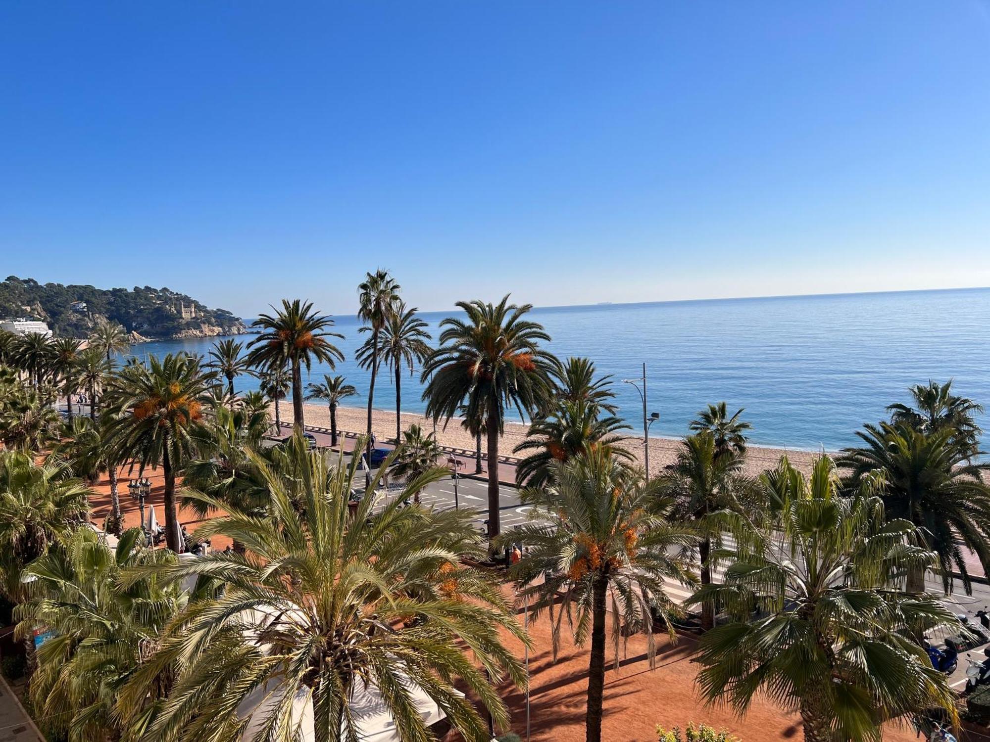 Mediterranean Apartment In Lloret De Mar Next To The Sea Dış mekan fotoğraf